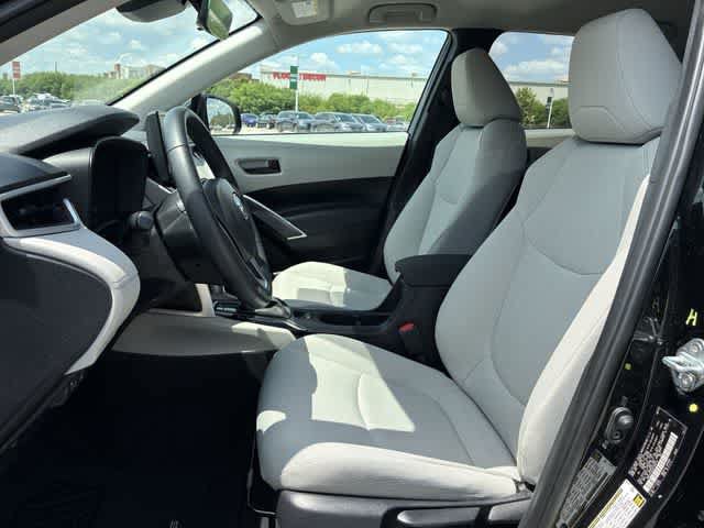 Used 2024 Toyota Corolla Cross LE FWD image 17