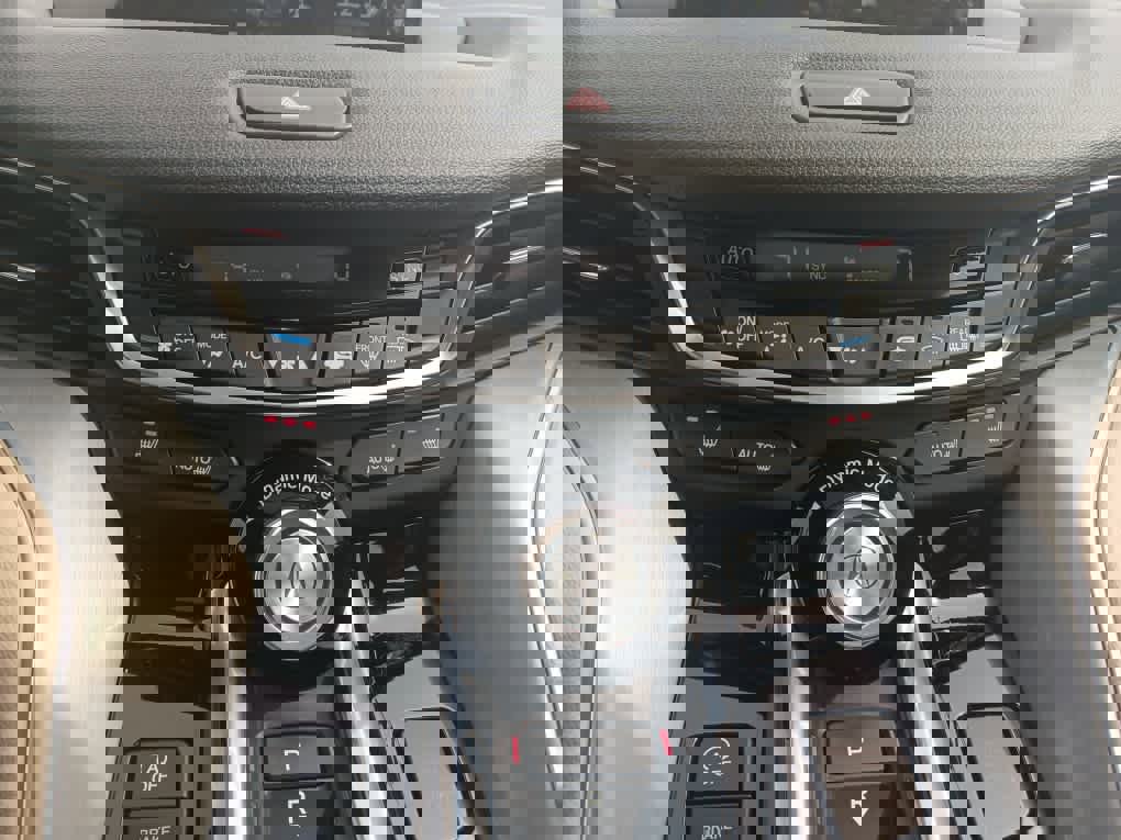 Used 2023 Acura TLX image 23