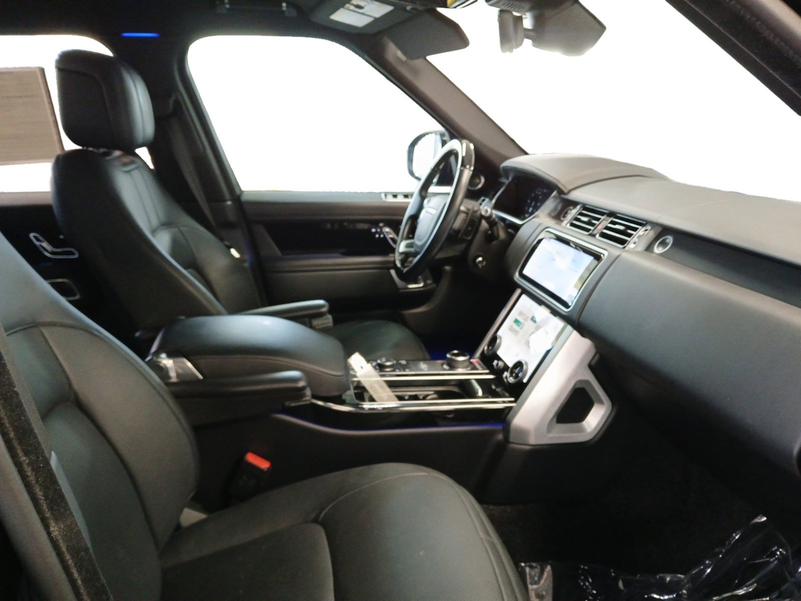 Used 2021 Land Rover Range Rover Westminster Edition image 15