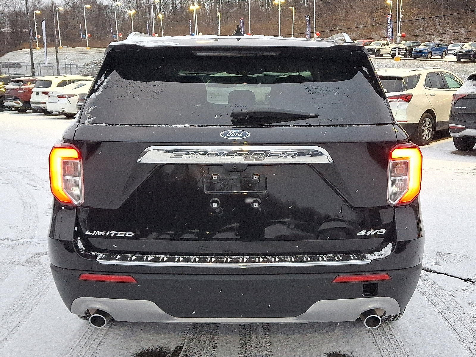 Used 2022 Ford Explorer Limited image 5