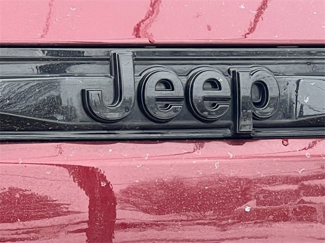 Used 2024 Jeep Grand Cherokee Altitude image 47