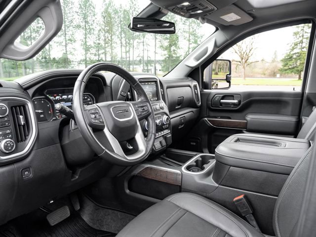 Used 2022 GMC Sierra 3500 Denali image 4