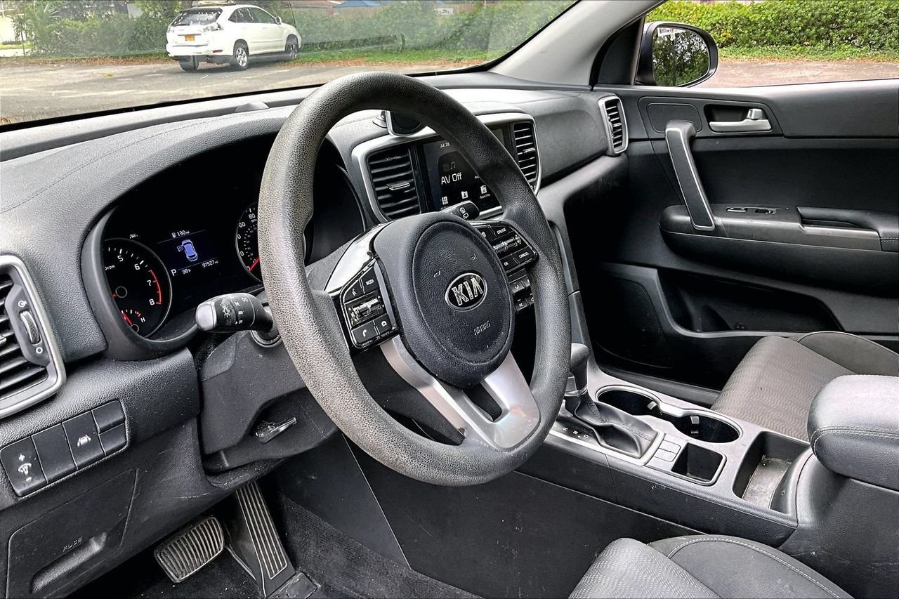 Used 2020 Kia Sportage LX FWD image 14
