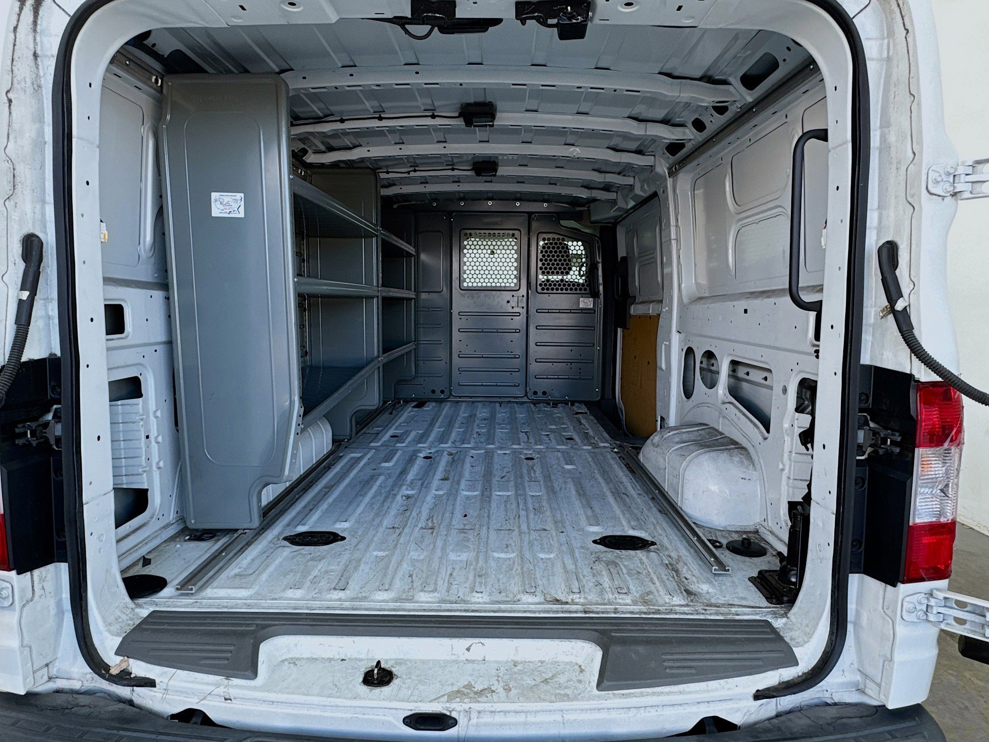 Used 2020 Nissan NV 2500 S image 16