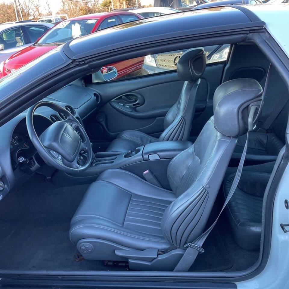 Used 1997 Pontiac Firebird Trans Am image 4