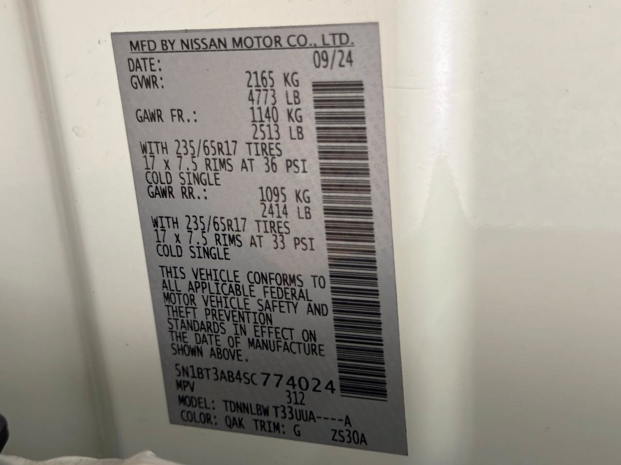 Used 2025 Nissan Rogue S AWD/4WD image 49
