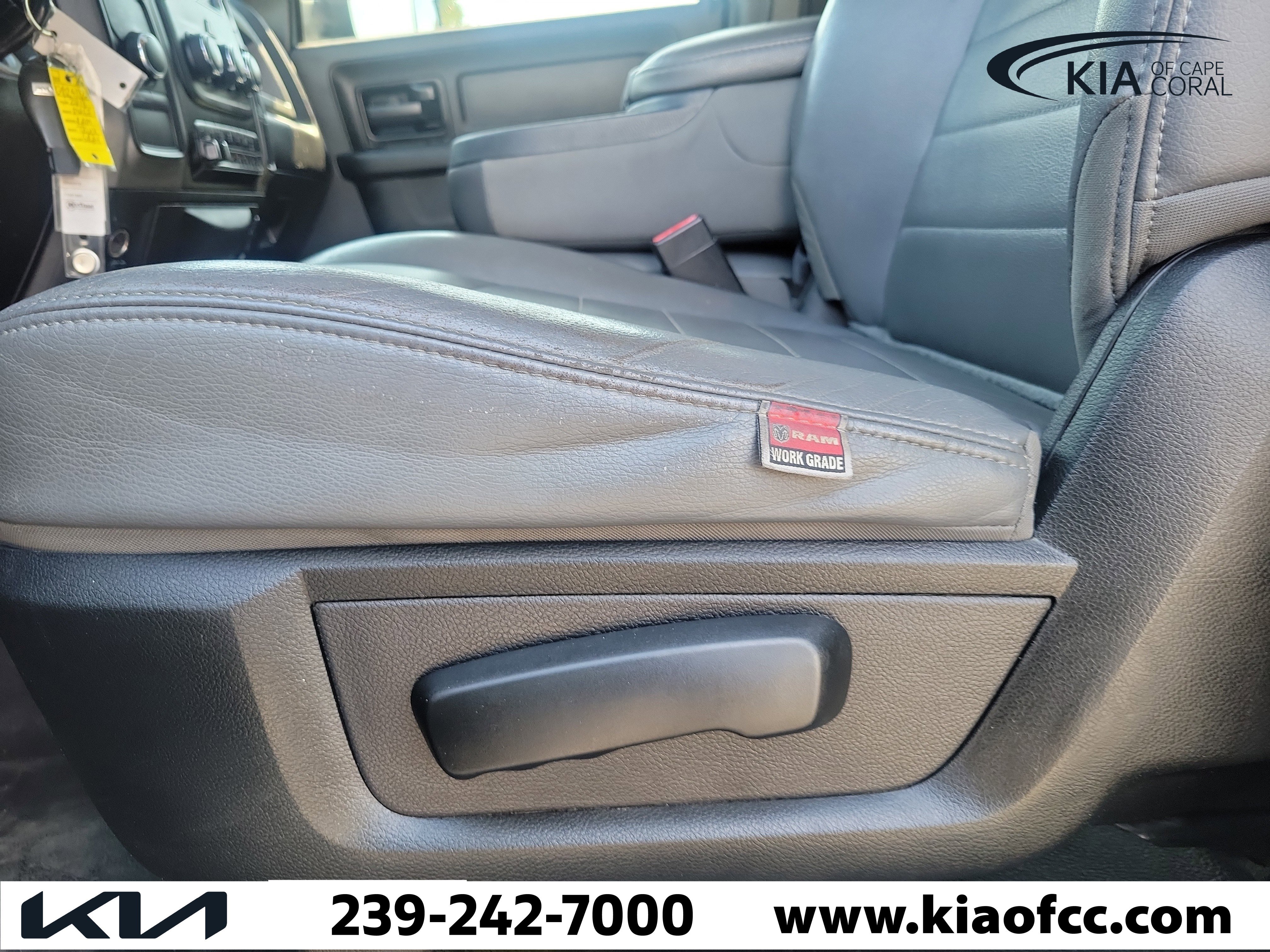 Used 2018 RAM 2500 Tradesman w/ Chrome Appearance Group AWD/4WD image 26