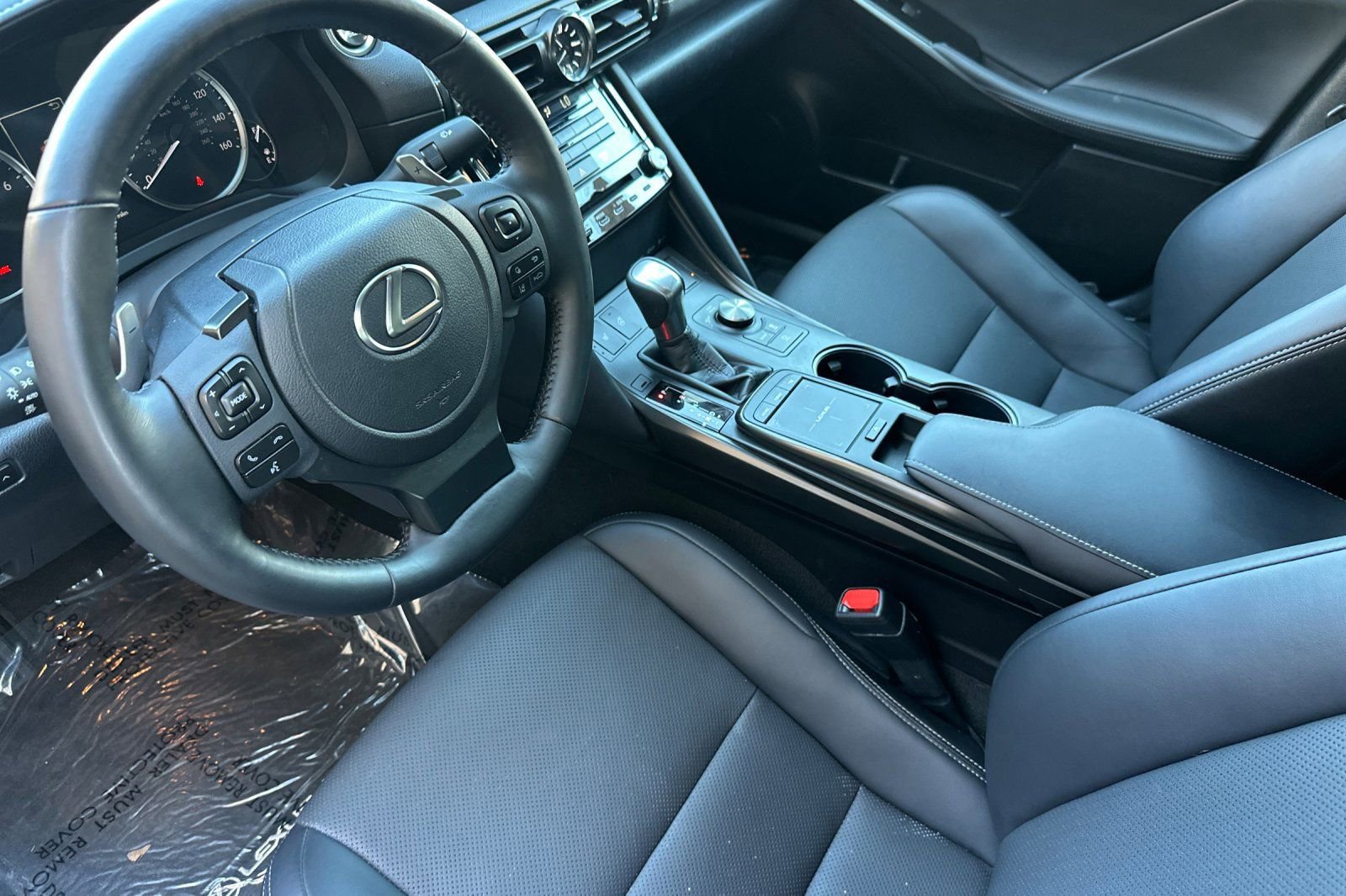 Certified 2025 Lexus IS 350 F Sport image 11