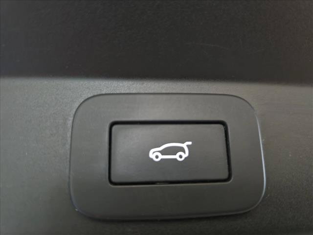 Used 2023 Land Rover Range Rover Sport SE AWD/4WD image 13