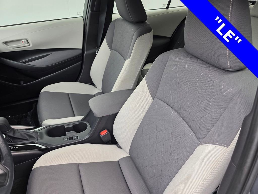 Used 2025 Toyota Corolla LE image 11