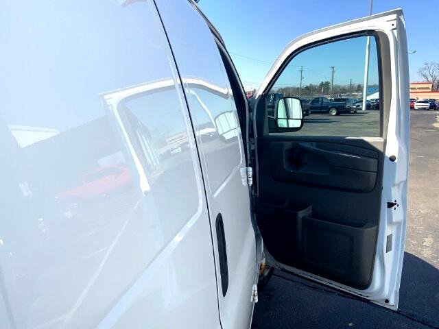 Used 2014 Chevrolet Express 2500 image 23