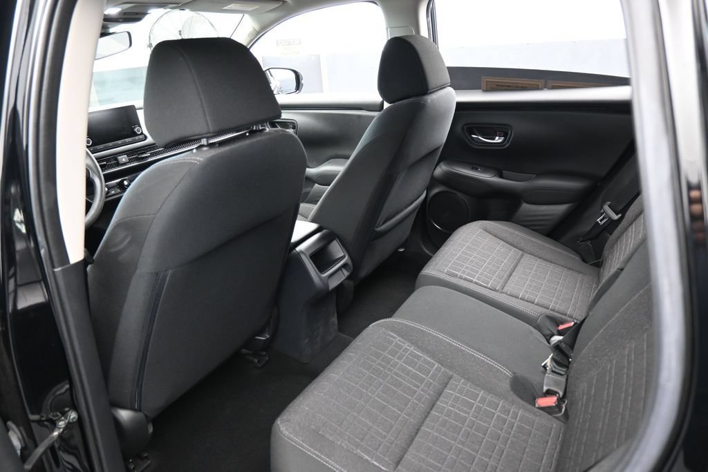 Used 2025 Honda HR-V LX image 34