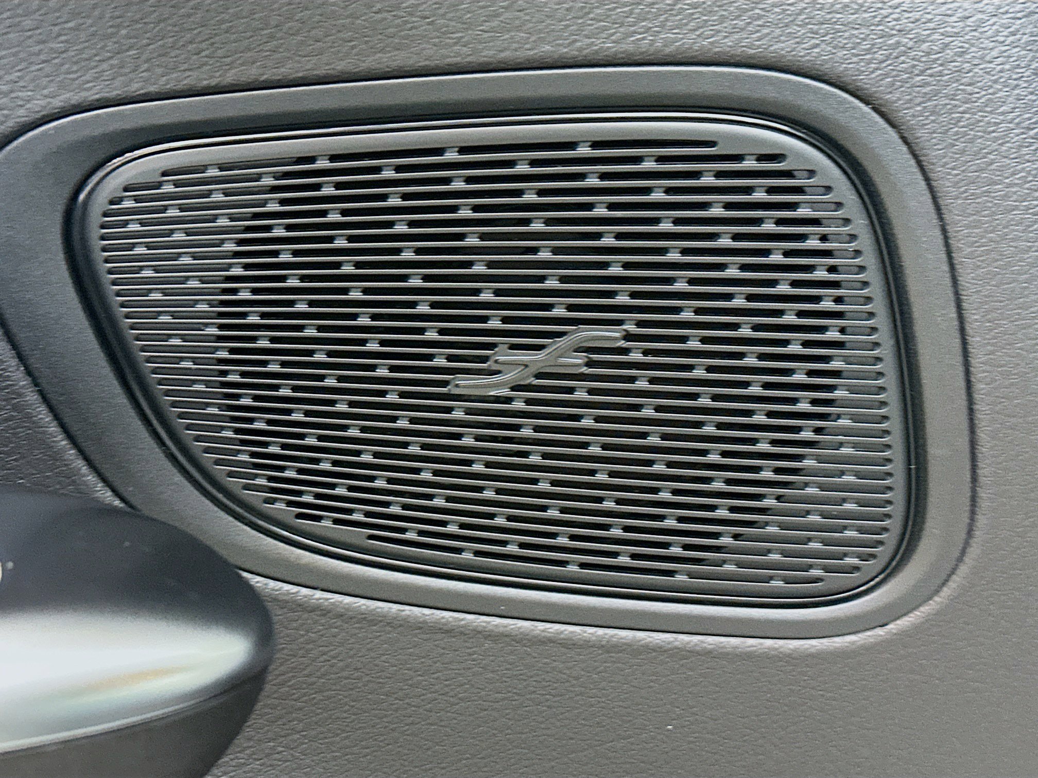 New 2025 Mercedes-Benz GLC 350e 4MATIC image 19