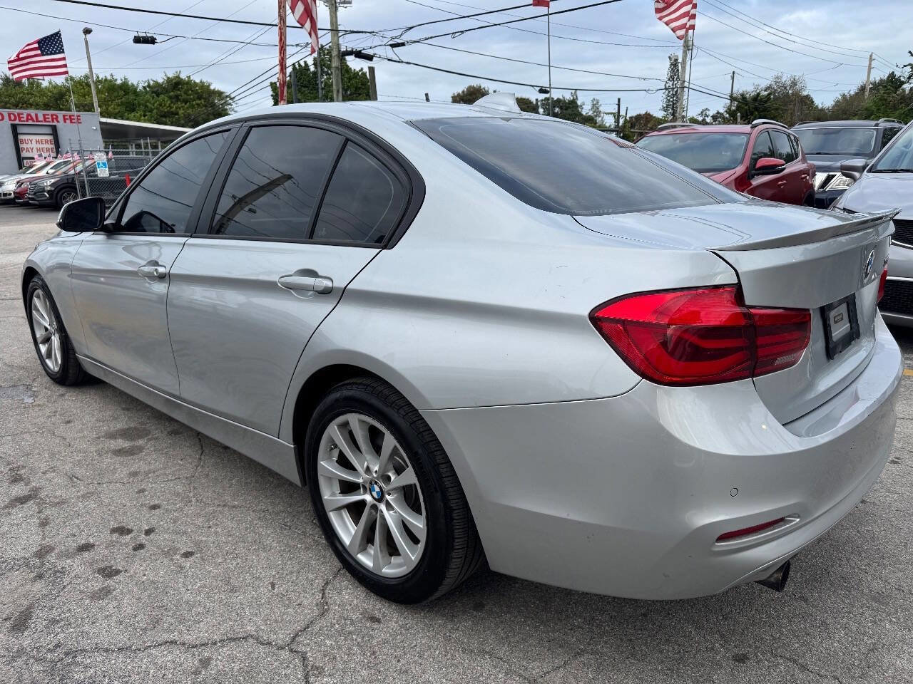 Used 2016 BMW 320i Sedan image 3