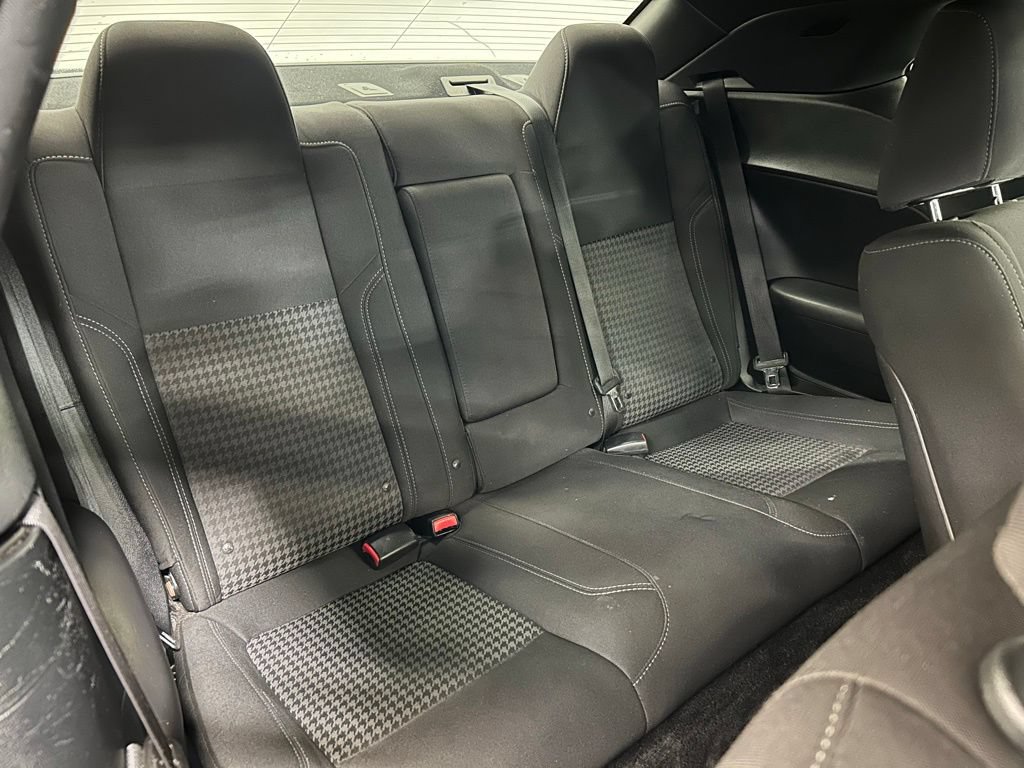 Used 2018 Dodge Challenger SXT RWD image 15