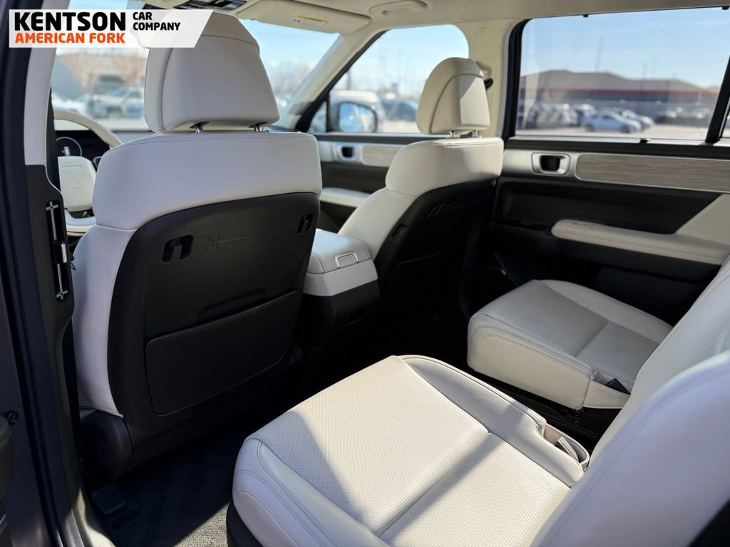 Used 2025 Hyundai Santa Fe Calligraphy image 40