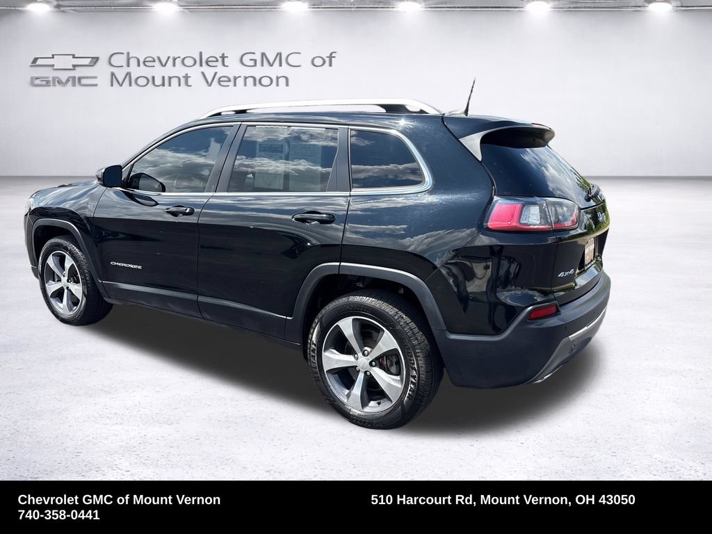 Used 2019 Jeep Cherokee Limited AWD/4WD image 3