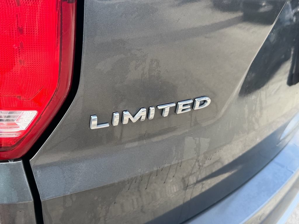 Used 2017 Ford Explorer Limited FWD image 14