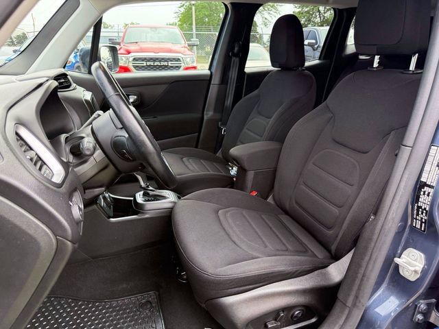 Certified 2021 Jeep Renegade Latitude w/ Convenience Group AWD/4WD image 17