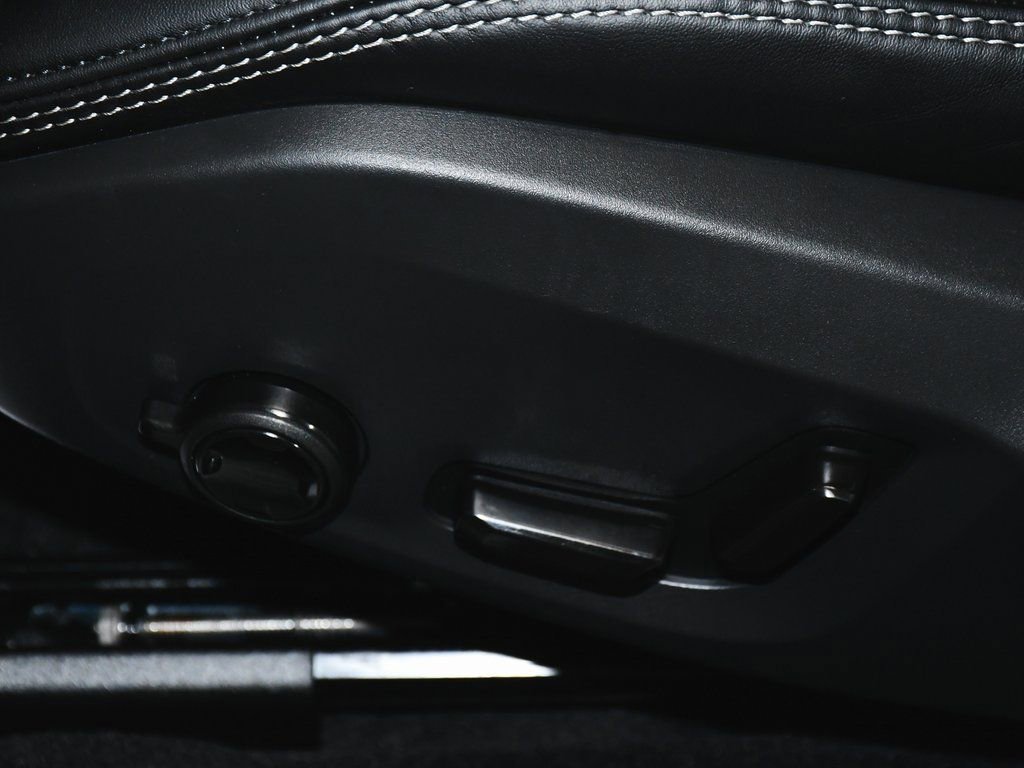 Used 2023 Volvo S90 B6 Ultimate w/ Protection Package image 48