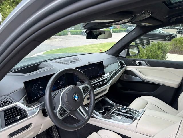 Used 2024 BMW X7 M60i AWD/4WD image 10
