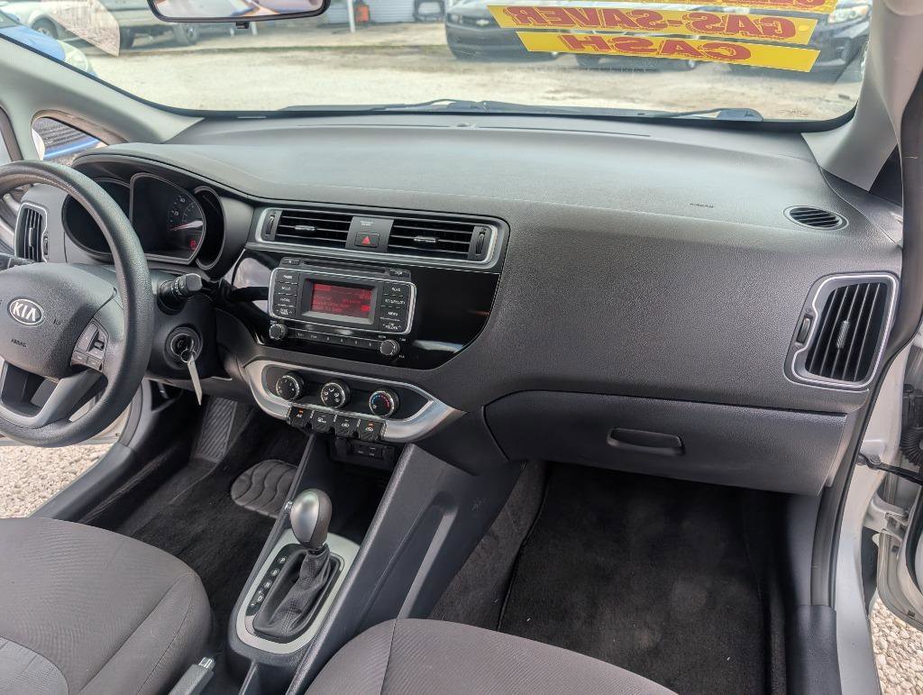 Used 2016 Kia Rio LX image 14