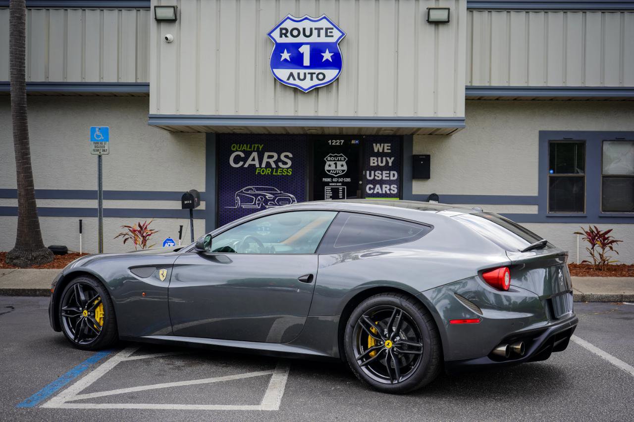 Used 2015 Ferrari FF image 3