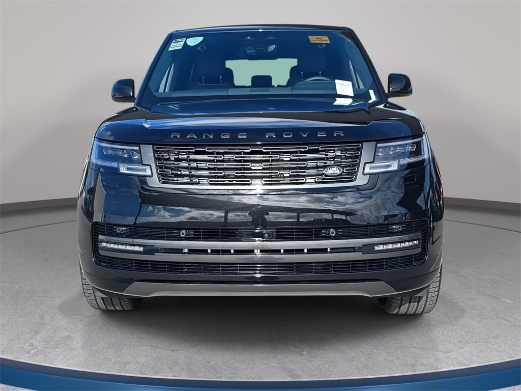 New 2026 Land Rover Range Rover SE image 2