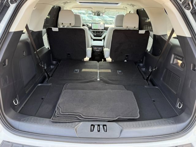 Used 2025 Ford Explorer Platinum w/ Ultimate Package image 52