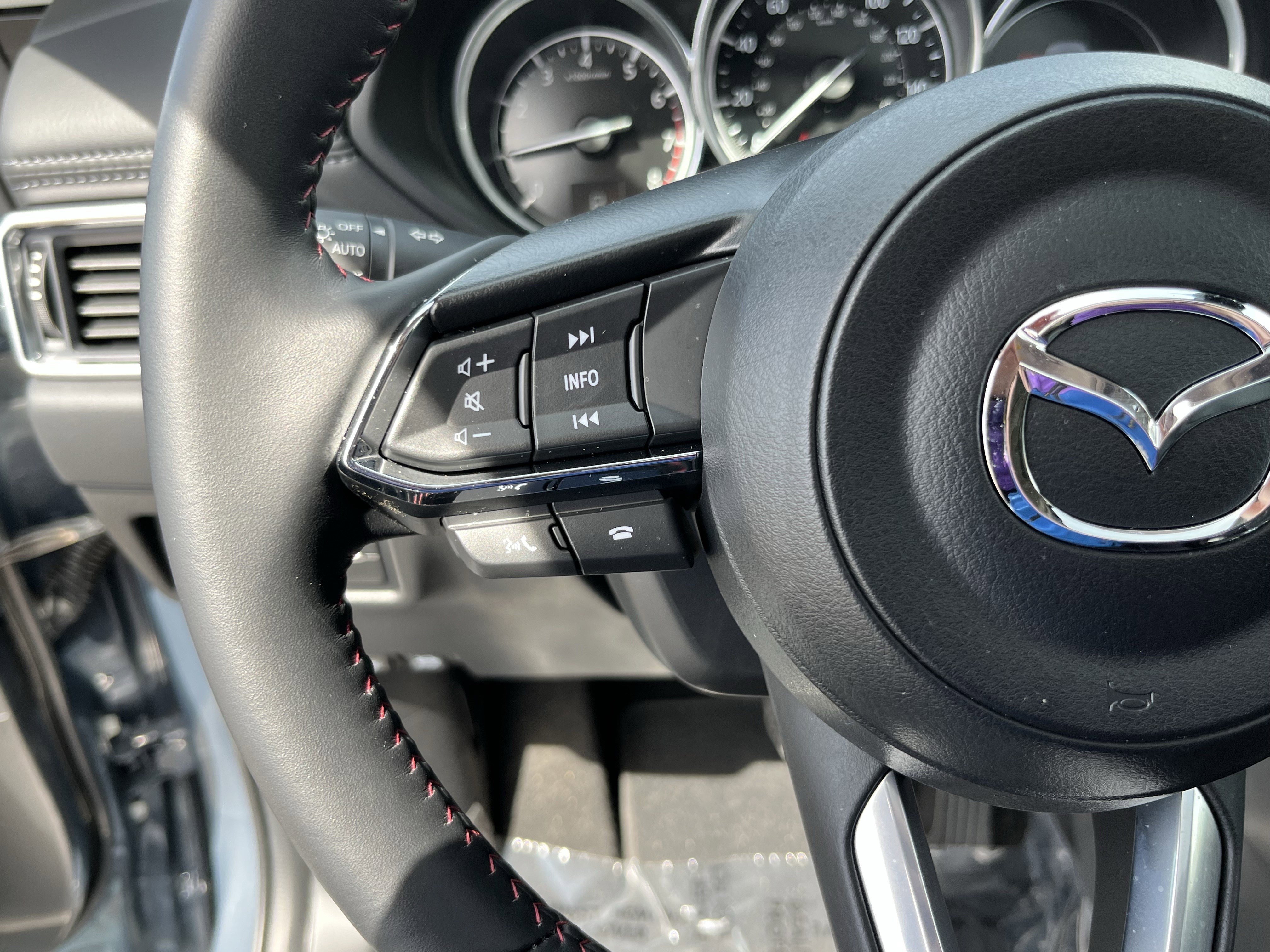 Used 2025 MAZDA CX-5 Carbon Edition image 20