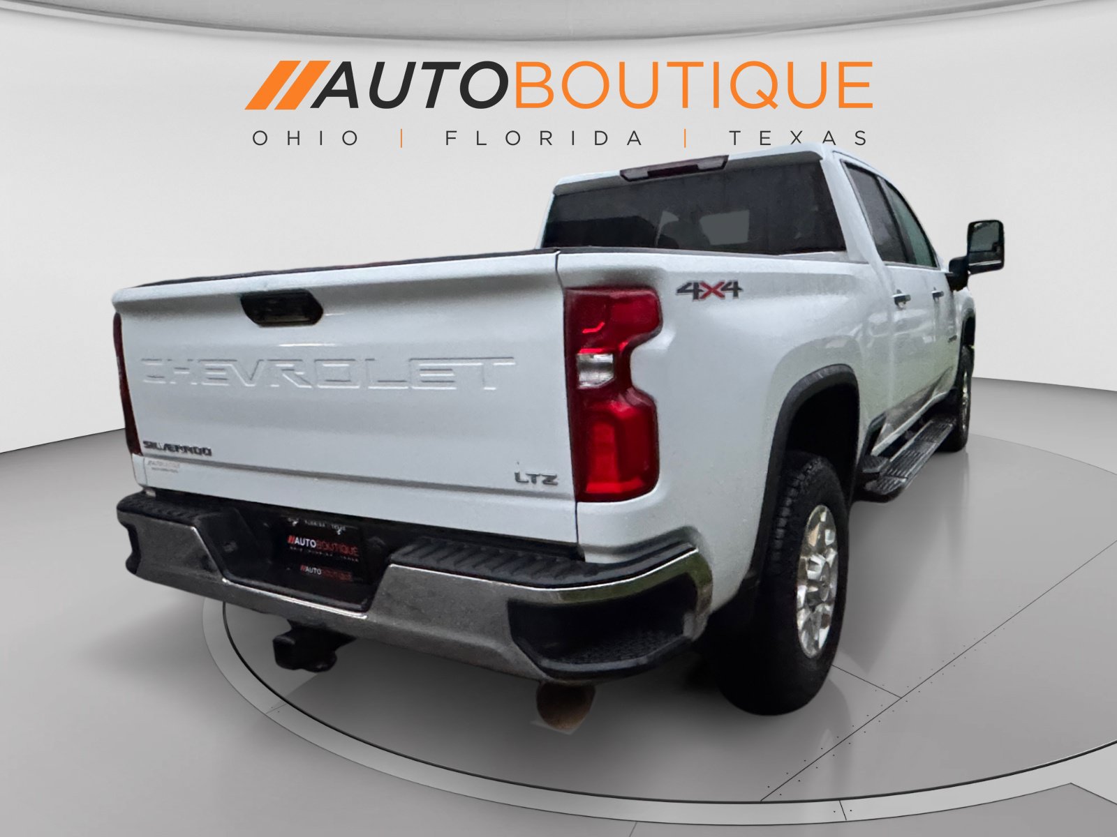 Used 2024 Chevrolet Silverado 2500 LTZ AWD/4WD image 5