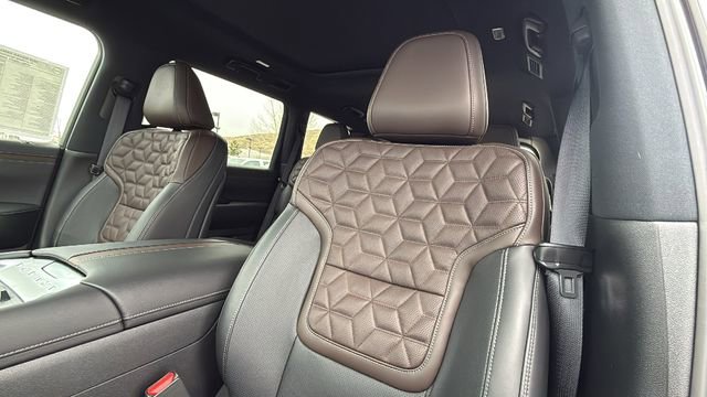 New 2026 Nissan Armada Platinum Reserve image 11