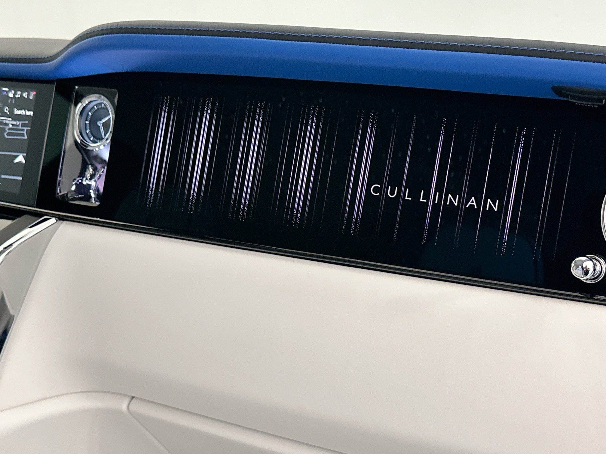 New 2026 Rolls-Royce Cullinan AWD/4WD image 27
