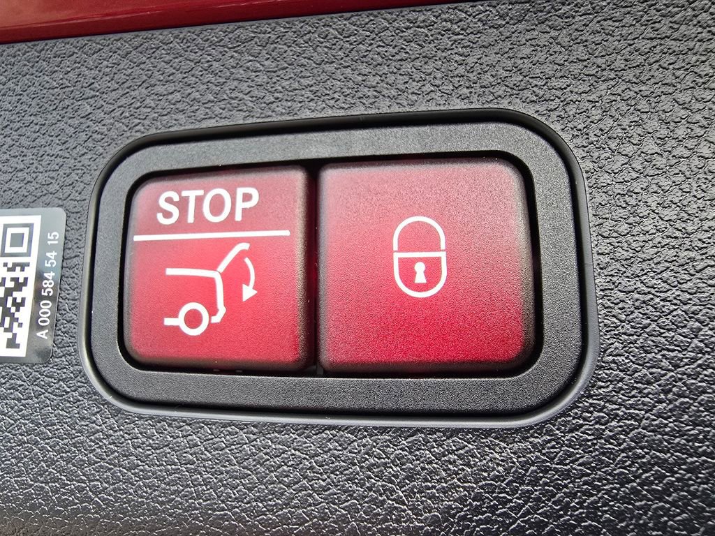 New 2026 Mercedes-Benz E 53 AMG 4MATIC Sedan image 20