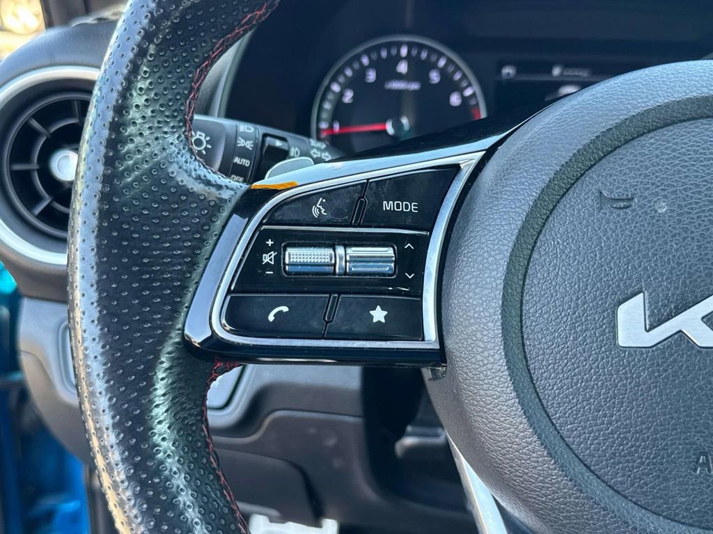 Certified 2023 Kia Forte GT w/ GT2 Package image 32