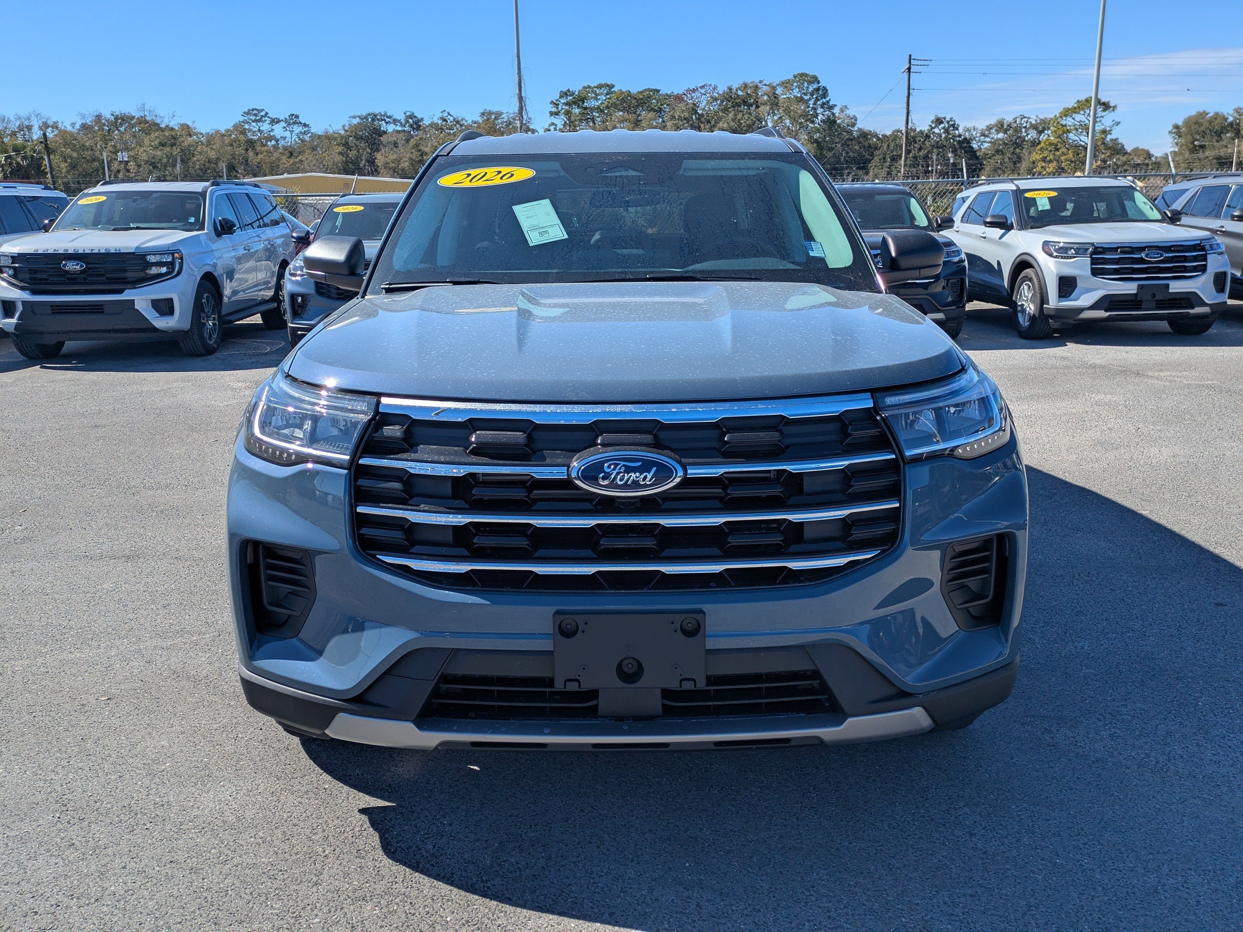 New 2026 Ford Explorer Active RWD image 8