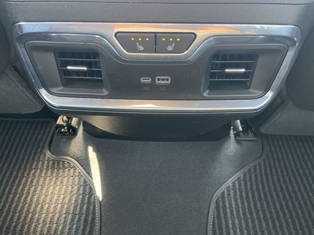 Certified 2024 GMC Sierra 1500 Denali Ultimate AWD/4WD image 22