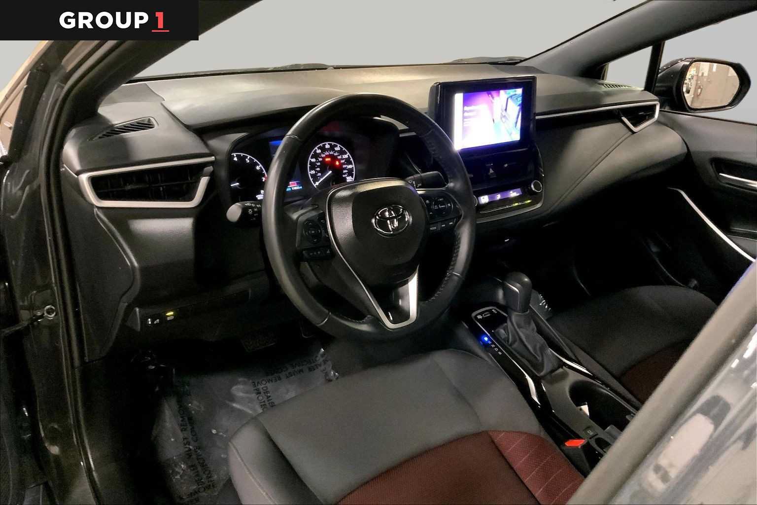 Certified 2025 Toyota Corolla SE w/ Convenience Package FWD image 18