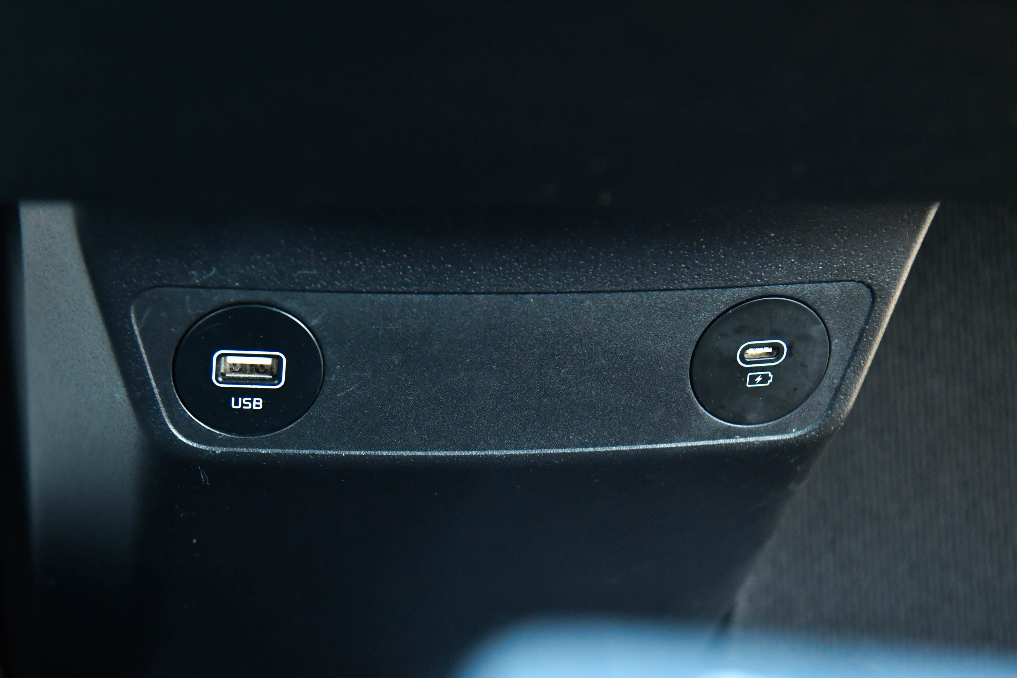 Used 2023 Kia EV6 Wind w/ Wind Technology Package AWD/4WD image 34