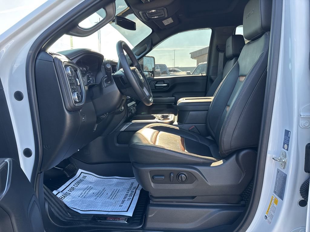 Used 2022 GMC Sierra 2500 AT4 image 15