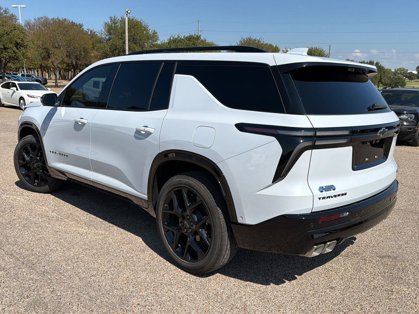 Used 2026 Chevrolet Traverse RS FWD image 5