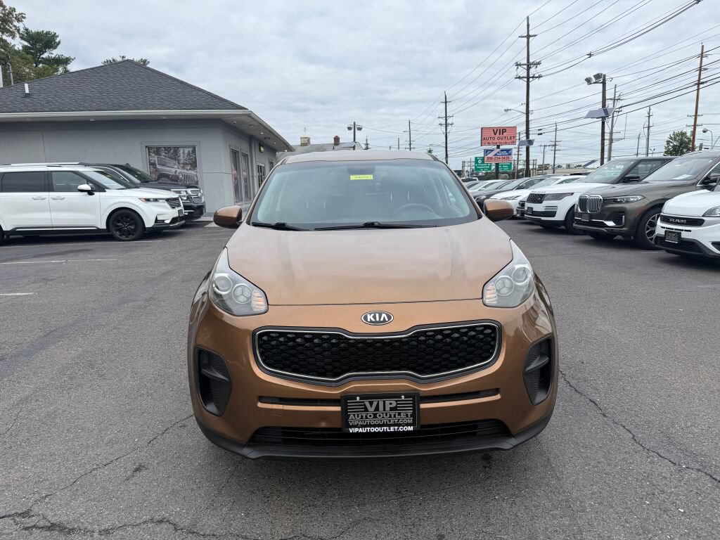 Used 2017 Kia Sportage LX FWD image 2