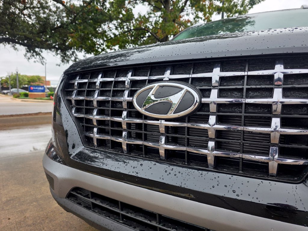 New 2026 Hyundai Venue SEL FWD image 32