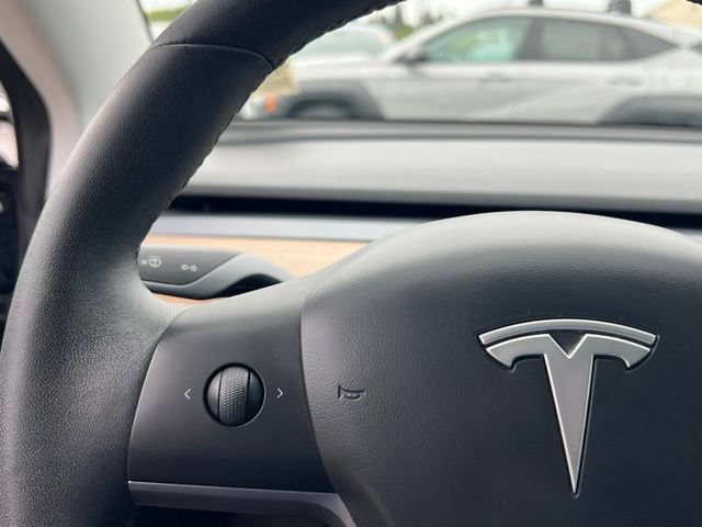 Used 2020 Tesla Model 3 RWD image 19