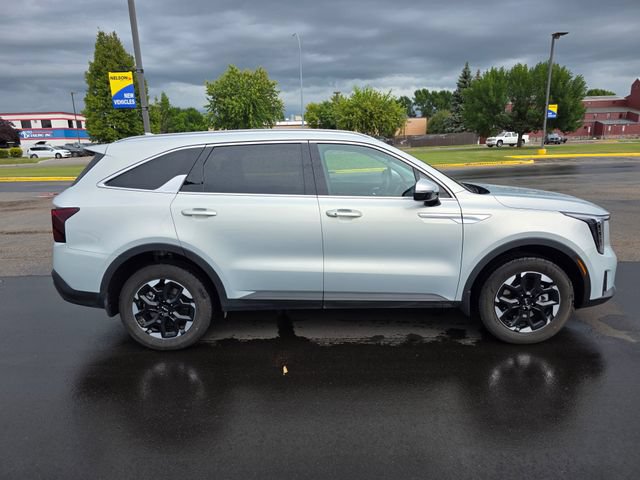 Used 2026 Kia Sorento S AWD/4WD image 7