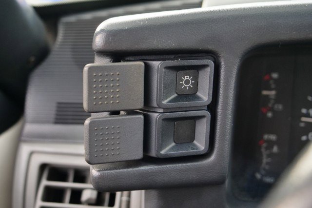 Used 1989 Ford Mustang LX image 12