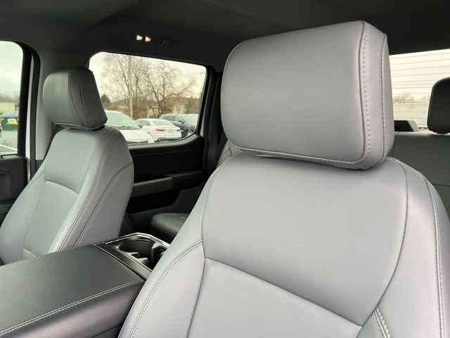 New 2025 Ford F150 Lightning Flash AWD/4WD image 18