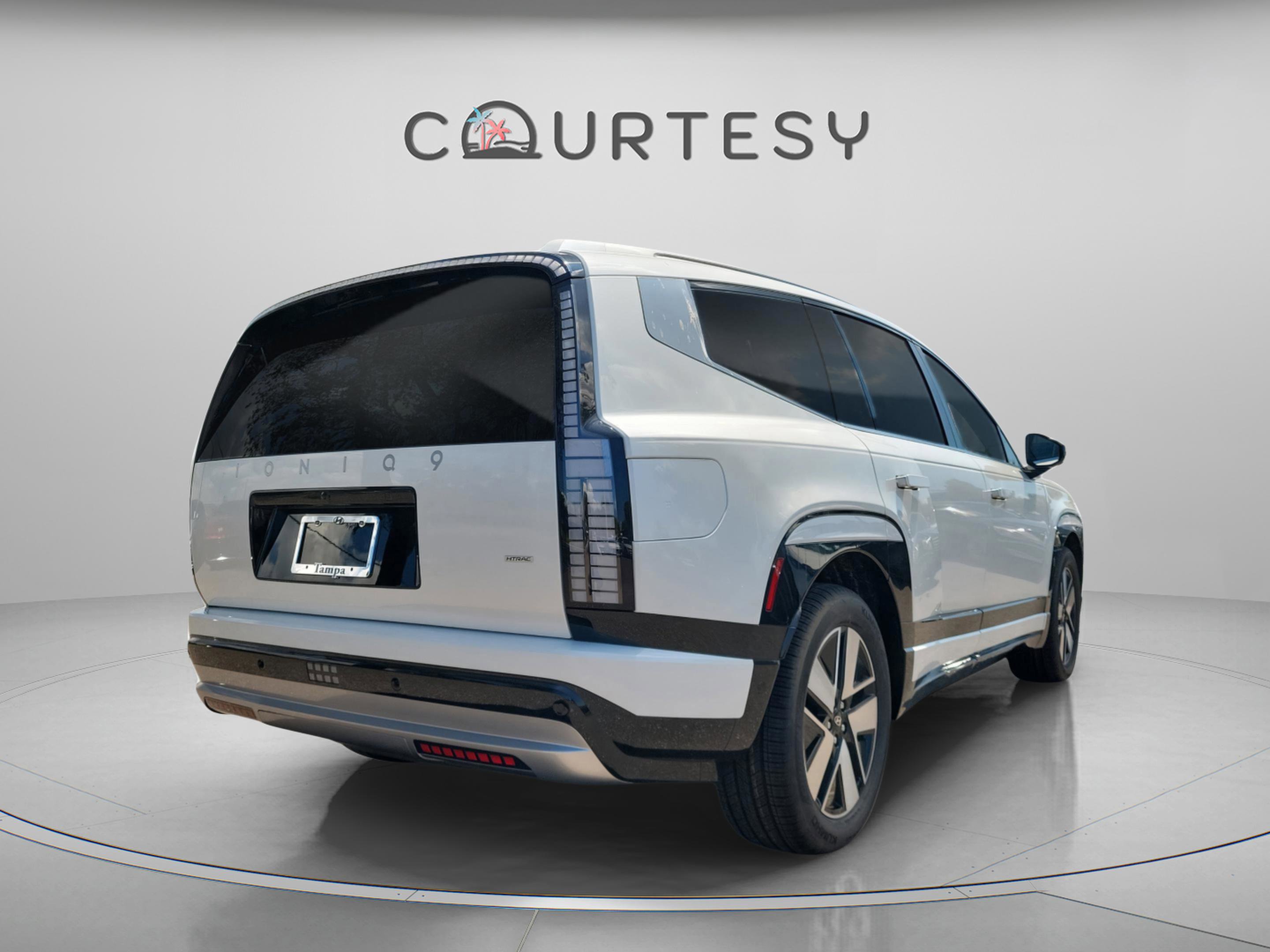 New 2026 Hyundai Ioniq 9 SEL image 4