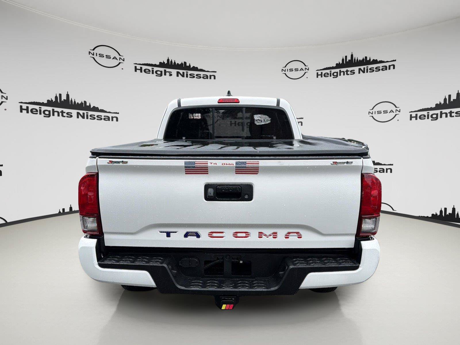 Used 2022 Toyota Tacoma SR w/ SX Package RWD image 5