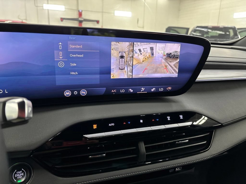 New 2026 Buick Enclave Preferred w/ LPO, Floor Liner Package FWD image 32